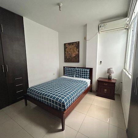 Departamentos De 2 Y 3 Habitaciones En El Centro De Manta Dış mekan fotoğraf