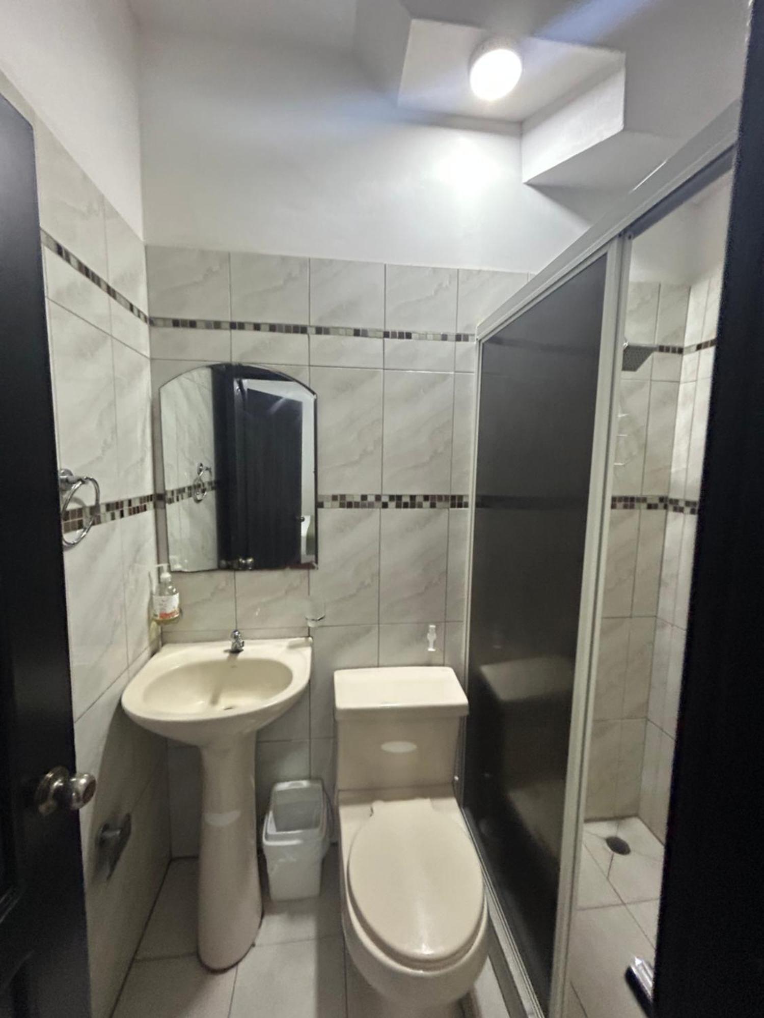 Departamentos De 2 Y 3 Habitaciones En El Centro De Manta Dış mekan fotoğraf