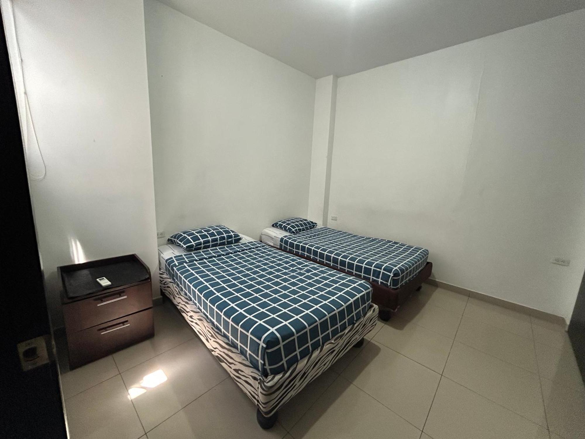 Departamentos De 2 Y 3 Habitaciones En El Centro De Manta Dış mekan fotoğraf